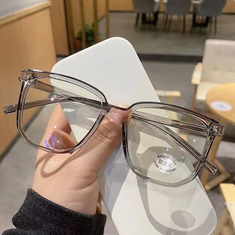 Anti-blue Light Glasses for Women with Regular Eyeglass Frame Finished Retro Flat Light Frame - Image 7