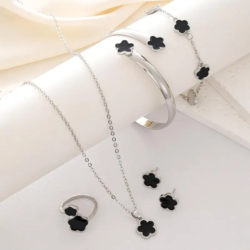 5pcs Lucky Five-petal Flower Women's Jewelry Set, Fashion Flower Bracelet + Necklace + Earrings + Bracelet + Ring, Birthday - Image 3