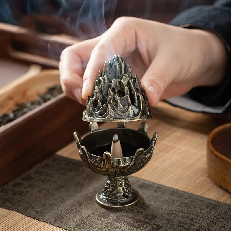 Vertical Incense Burner Mini Alloy Hollow Incense Holder Portable Tabletop Ornament Home Aromatherapy Burner Desk Decoration - Image 9
