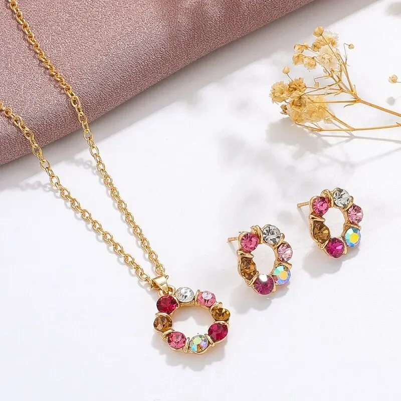 3pcs Gold Necklace Earrings Set Ladies Celebrity Simple Fashion Style Exquisite Stained Glass Diamond Circle Shape Jewelry - Image 3