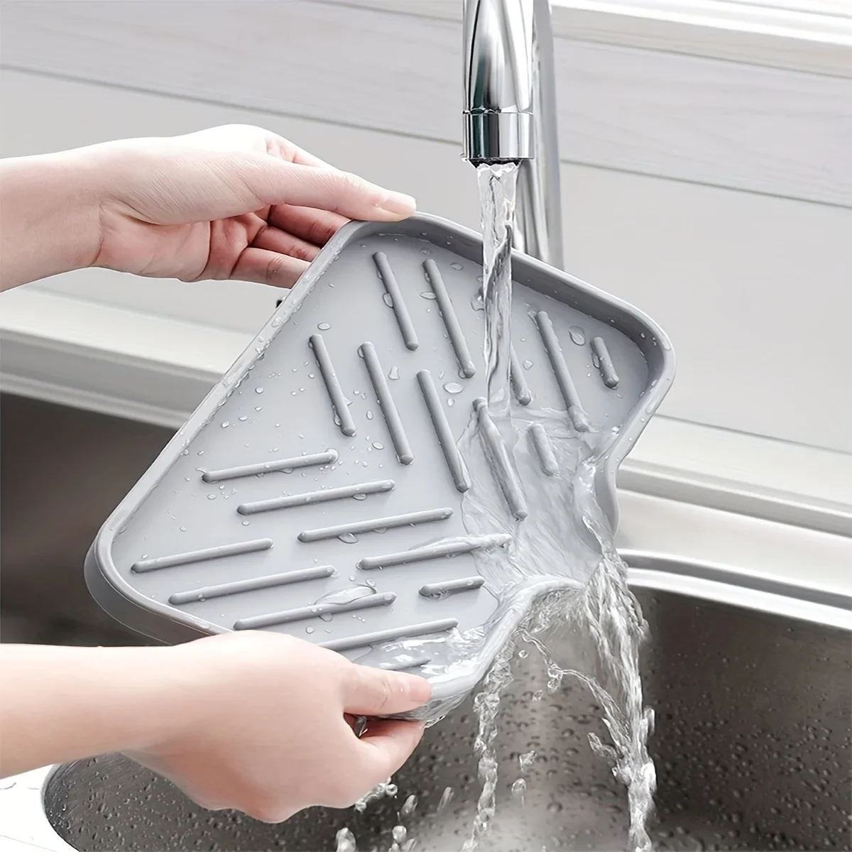 Multifunctional Silicone Sink Tray with Drain - Soap Holder, Sponge & Brush Organizer for Kitchen & Bathroom - Image 2